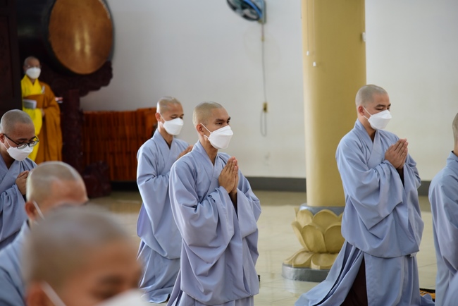 Lễ truyền giới Sa di Phương Trượng